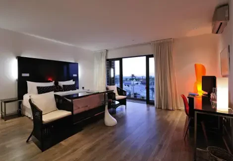 dysART Boutique Hotel