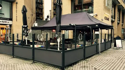 César Bar & Café