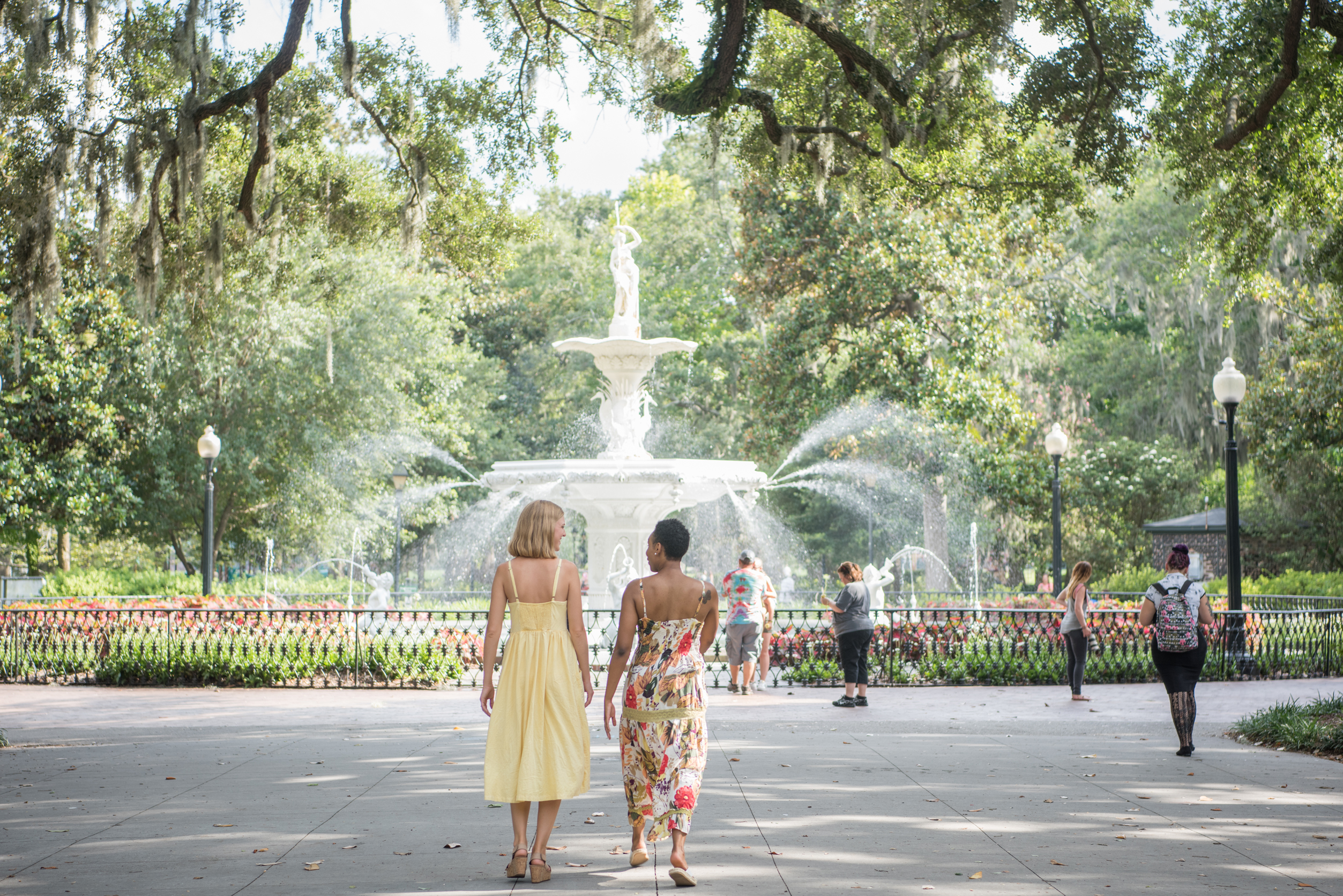 Plan your gay wedding in Savannah, Georgia