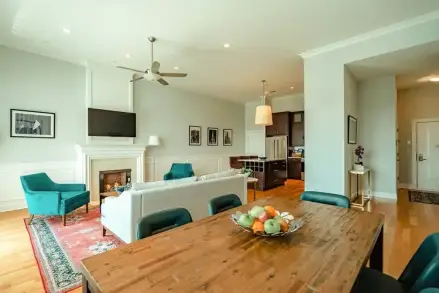 The Guesthouse Hotel