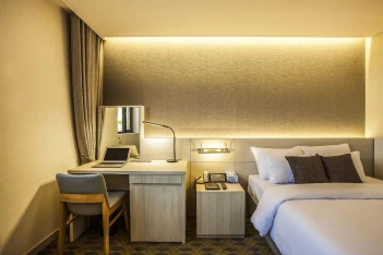 Hamilton Hotel