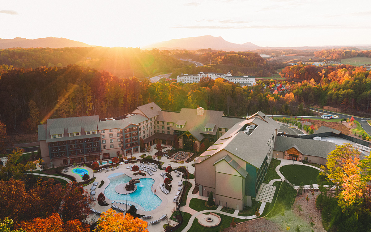 Dollywood's HeartSong