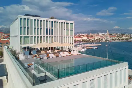 Hotel Ambasador