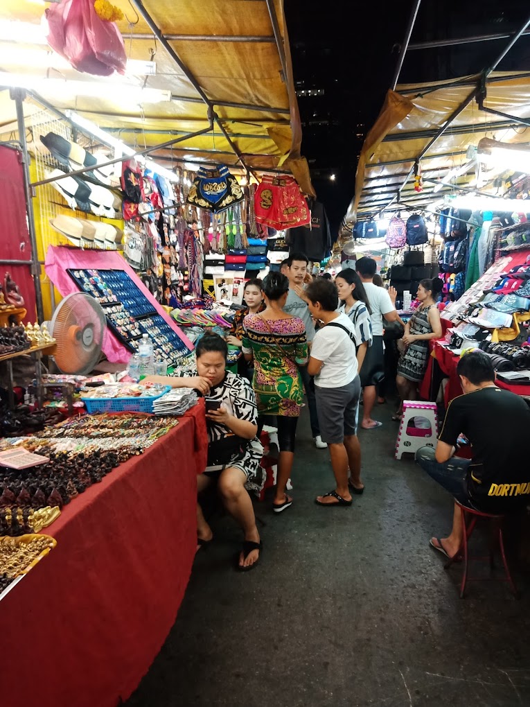 Patpong / Silom Night Market