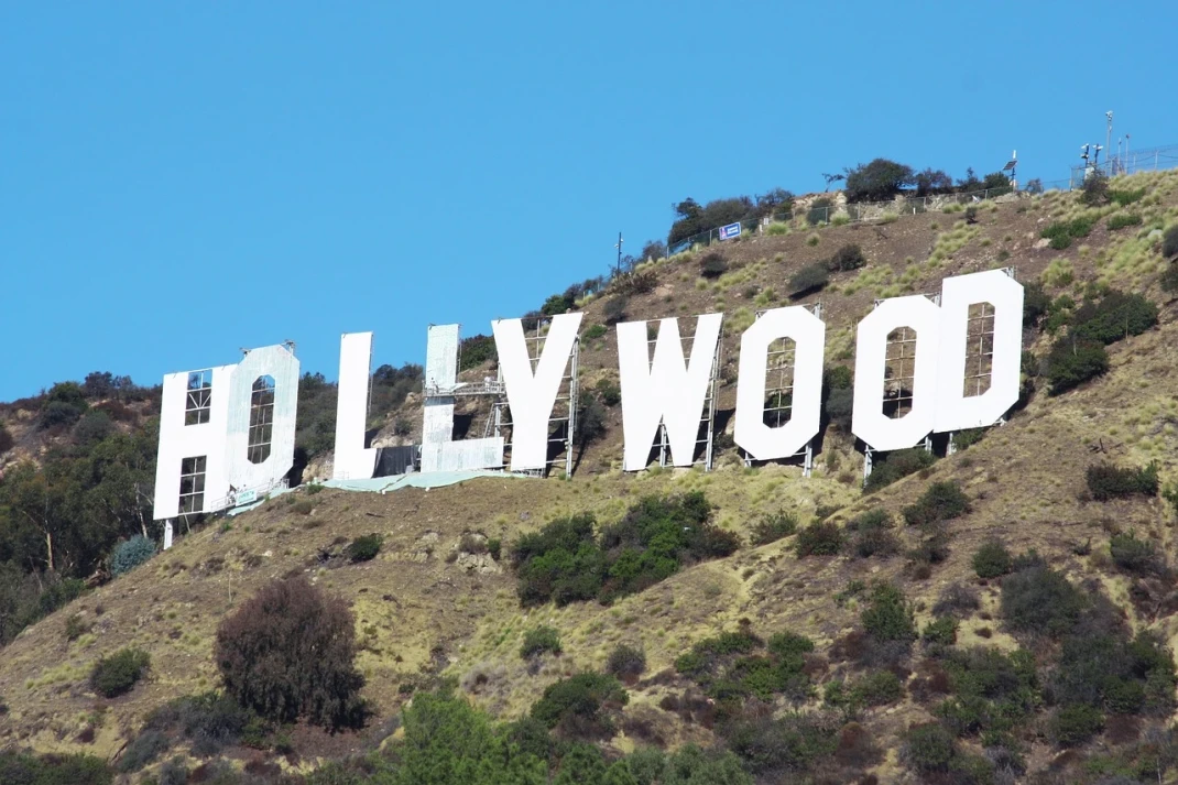 Best Gay Cruising Areas in Los Angeles Best Gay Cruising Areas in Los Angeles