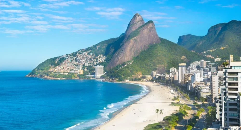 Copacabana vs. Ipanema: Which Beach is Better? Ipanema