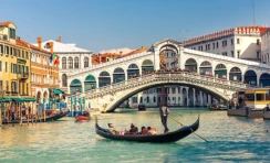 Oscar Wilde Tours - Call Me By Your Name Tour - Noord-Italië