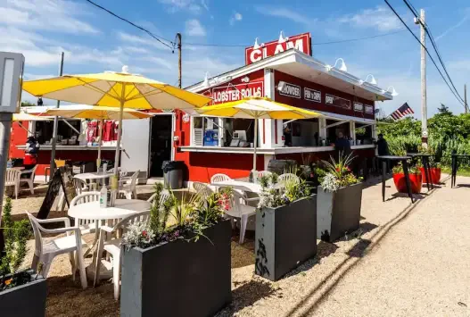 Clam Bar, Hamptons - Gay-Friendly Bar in Hamptons