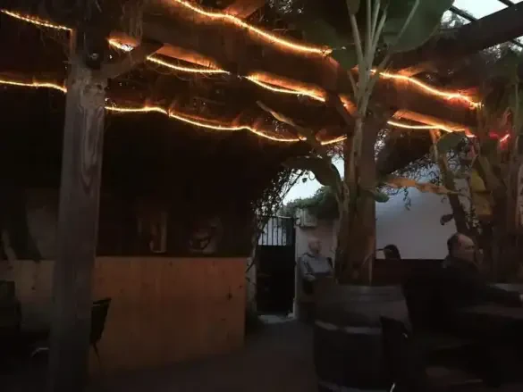 Elsie's Tavern Santa Barbara