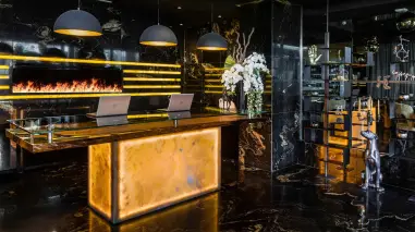 H Hotel