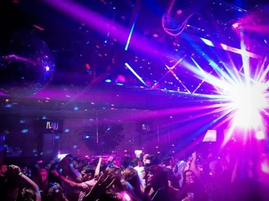 Rain on 4th Bar Austin Texas