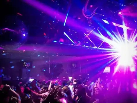 Rain on 4th Bar Austin Texas