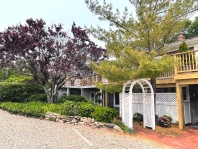 Salt House Inn