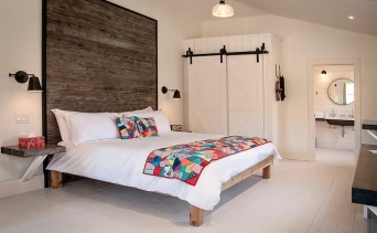 The Inn by Mallard Cottage