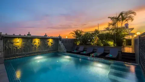 The Grand Cyclo Boutique Suite