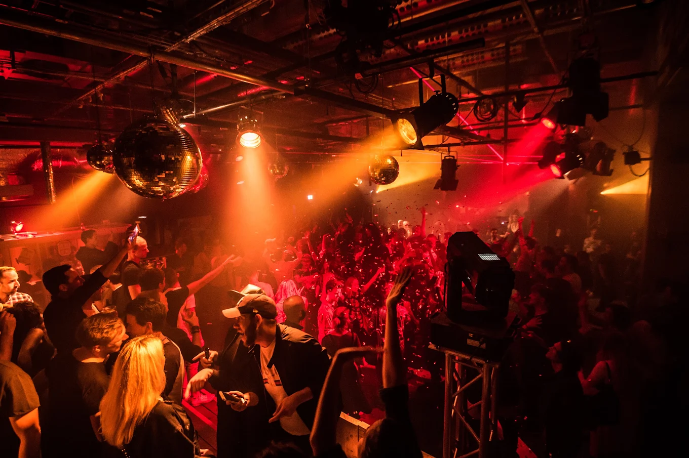 Club Backdoor