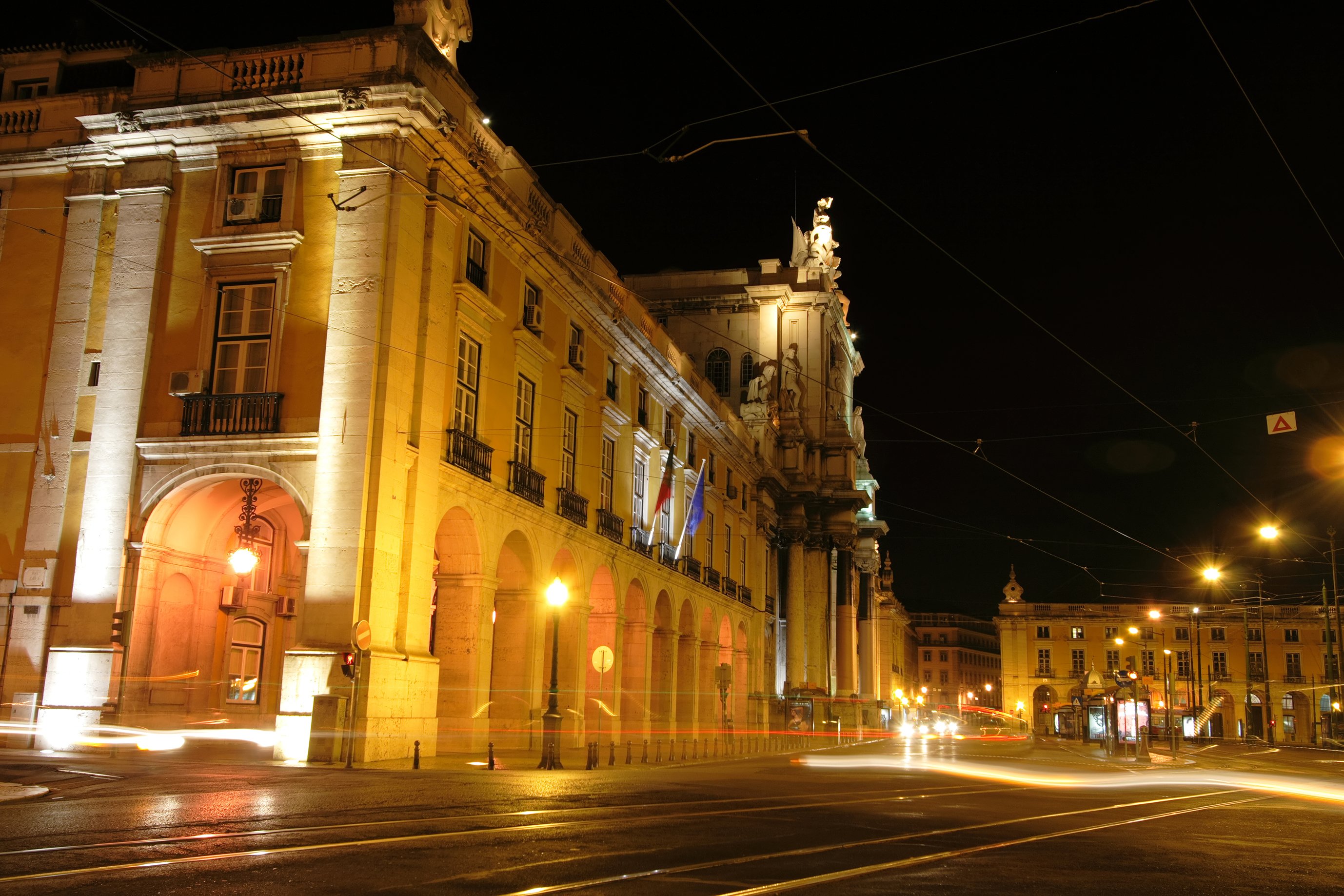 Exploring Gay Nightlife in Lisbon