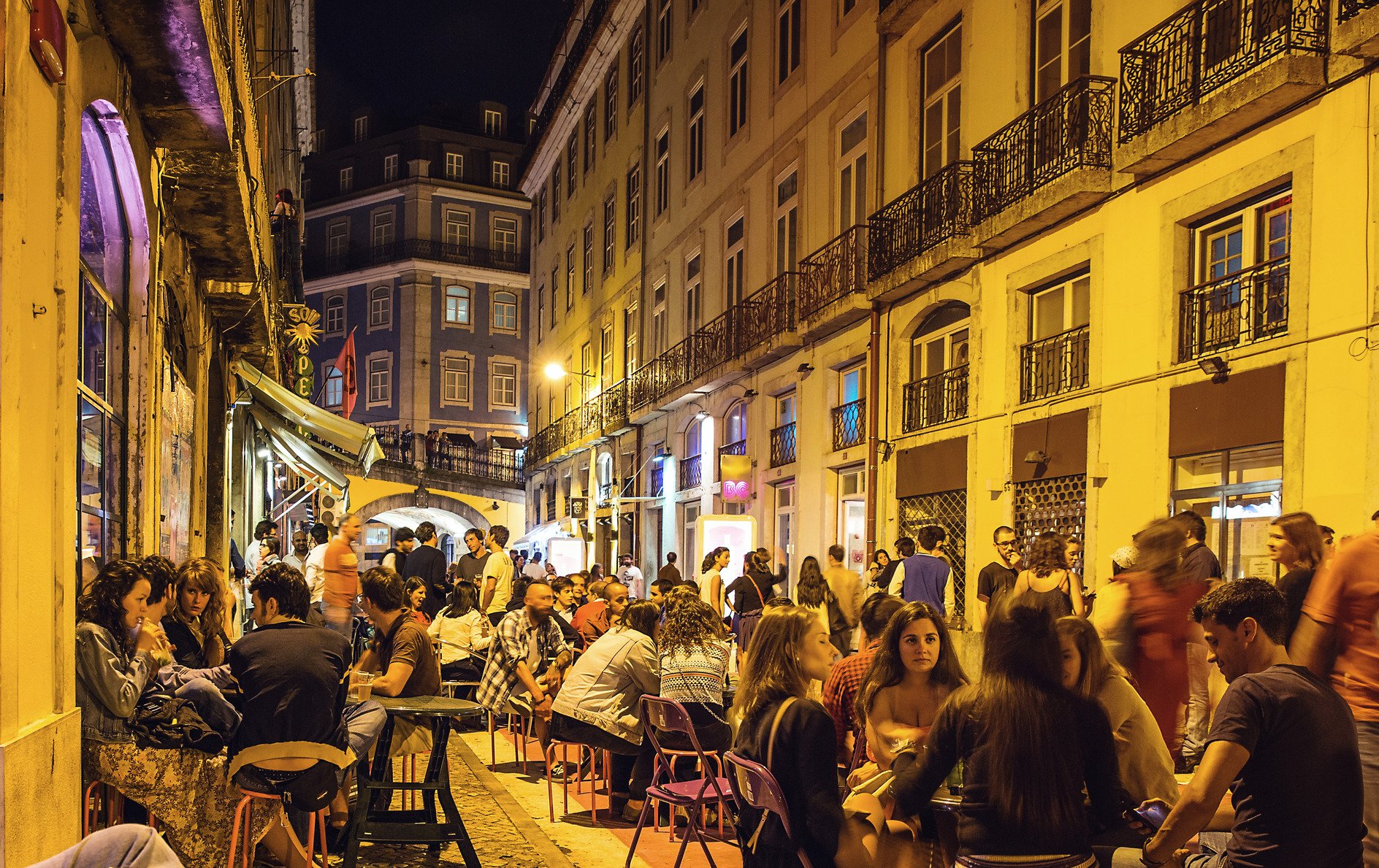 Exploring Gay Nightlife in Lisbon