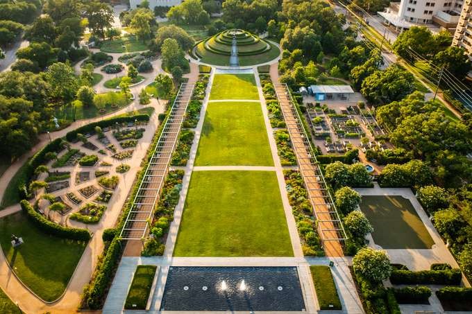 A Gay Guide to Houston
