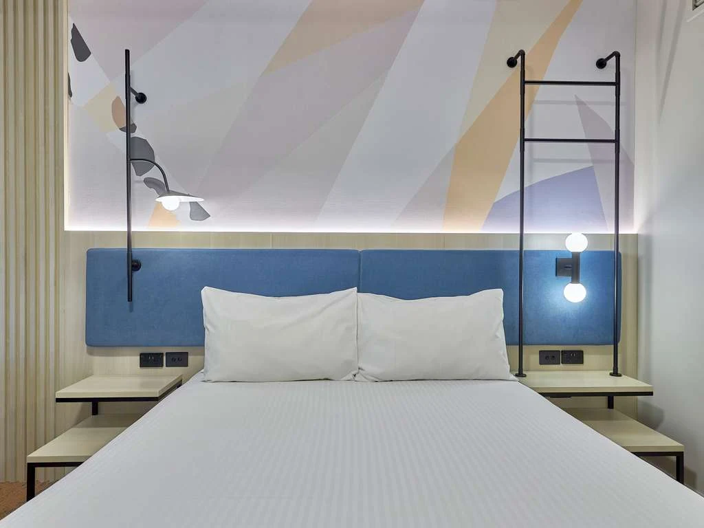 ibis Perth