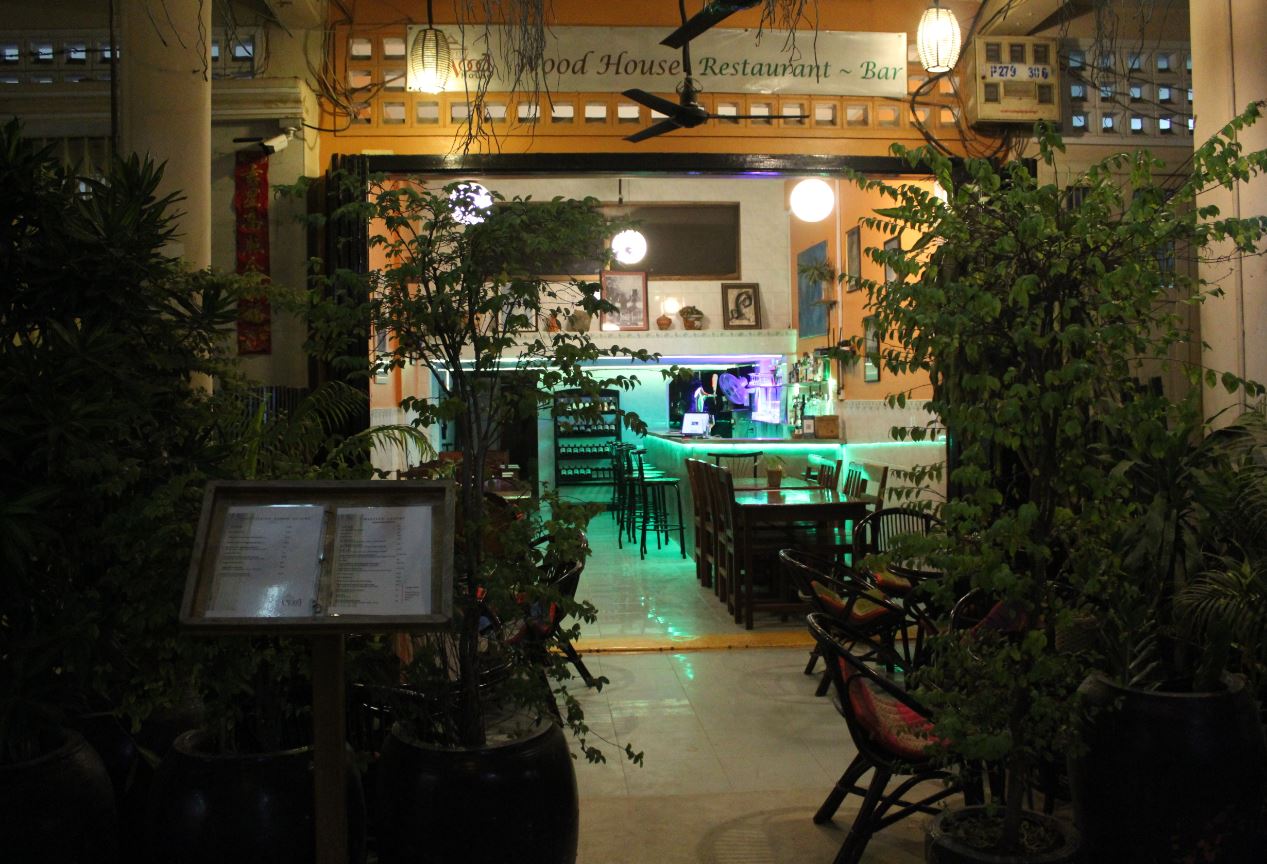 woodhouse-battambang-gay-bar