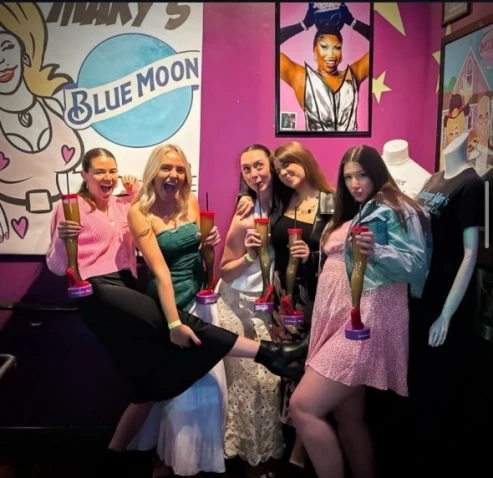 Hamburger Mary Kansas Gay bar