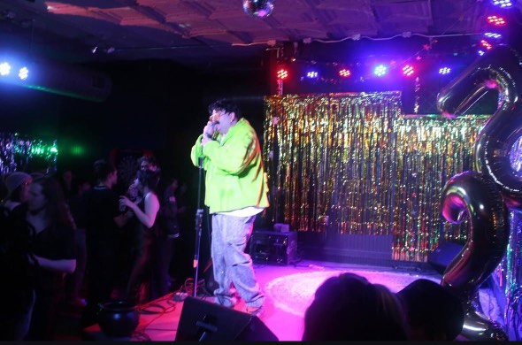 queer nite omaha gay bar