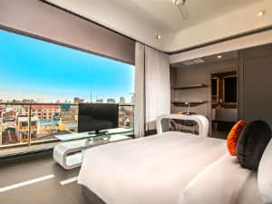 SUN & MOON Urban Hotel