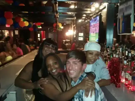 Inuendo Nightclub Detroit Michigan