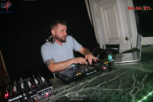 Sanctuary Nightclub Atlanta LGBT-popular nightclub