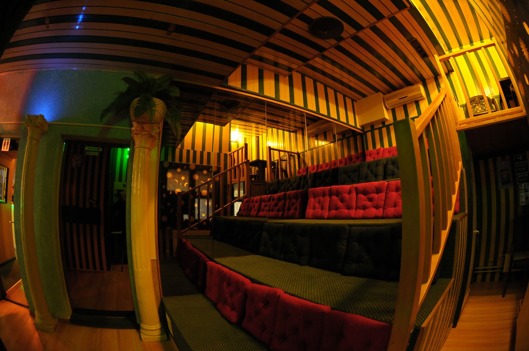 /geneva-gay-saunas/