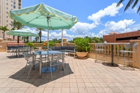 Hampton Inn and Suites Downtown