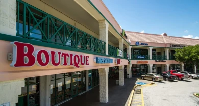 Tradewinds Plaza & Shops
