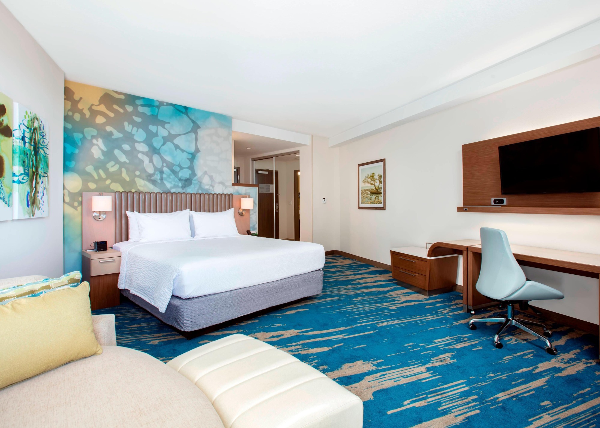 Courtyard by Marriott Faro Blanco Resort