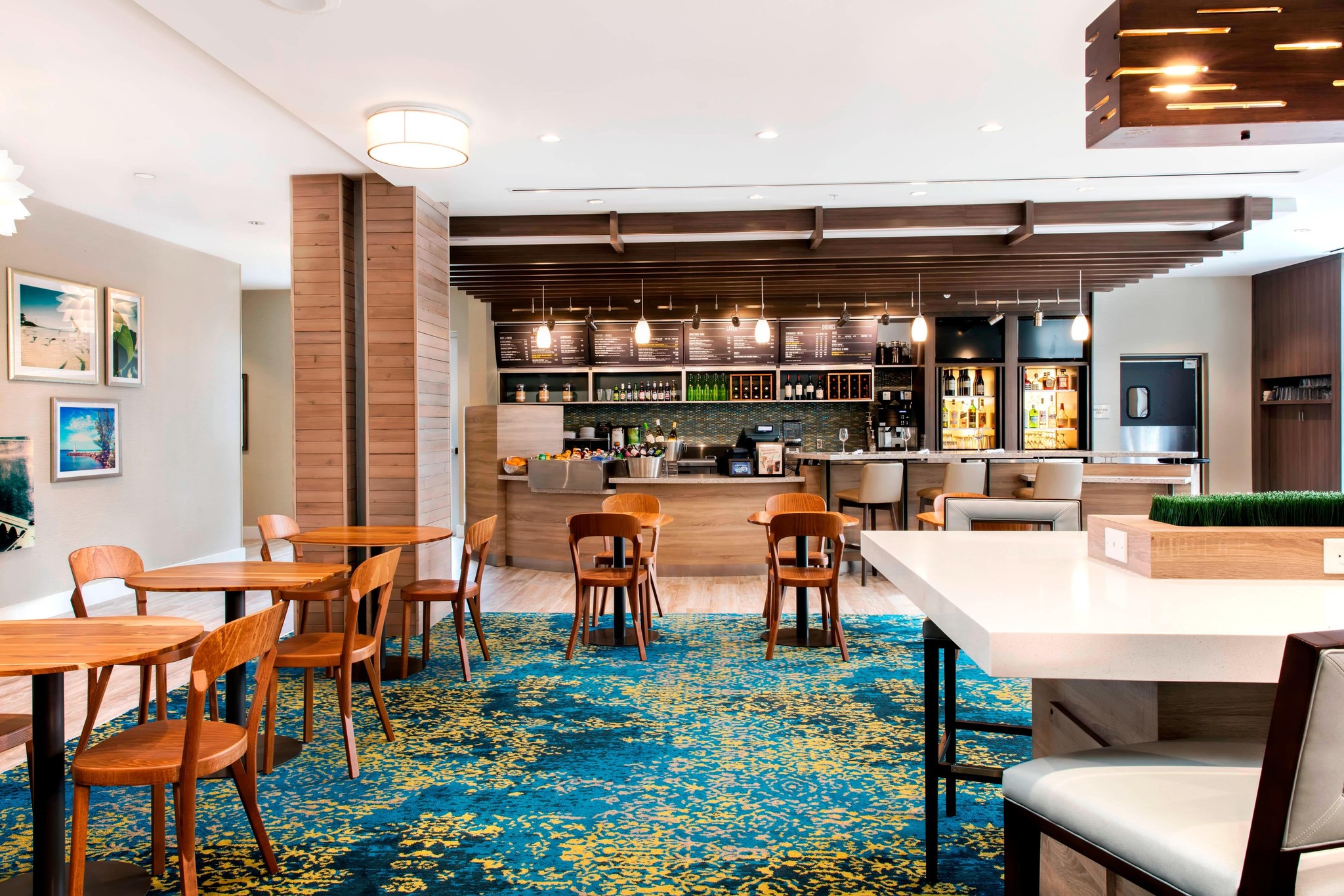 Courtyard by Marriott Faro Blanco Resort