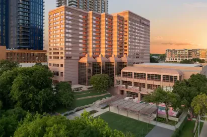 Downright Austin, A Renaissance Hotel