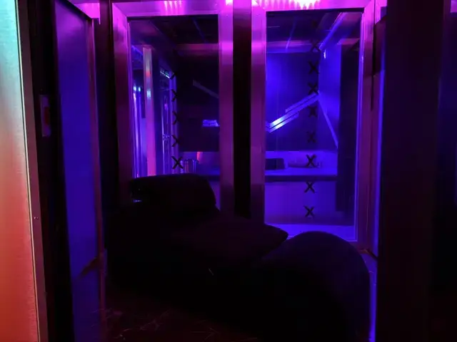 Club Deluxe