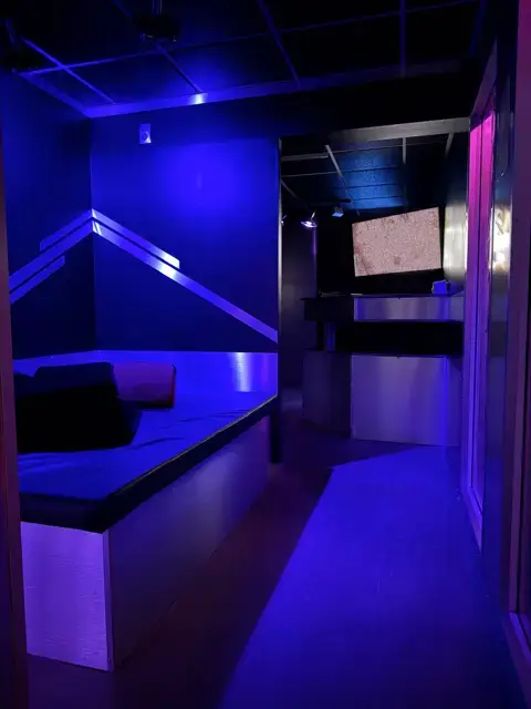 Club Deluxe