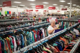 Tradewinds Plaza & Shops