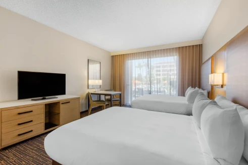 DoubleTree by Hilton Golf Resort Palm Springs