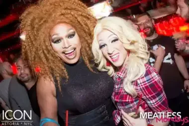 Icon Bar Queens New York