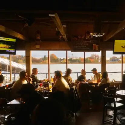 Flying Beaver Bar & Grill