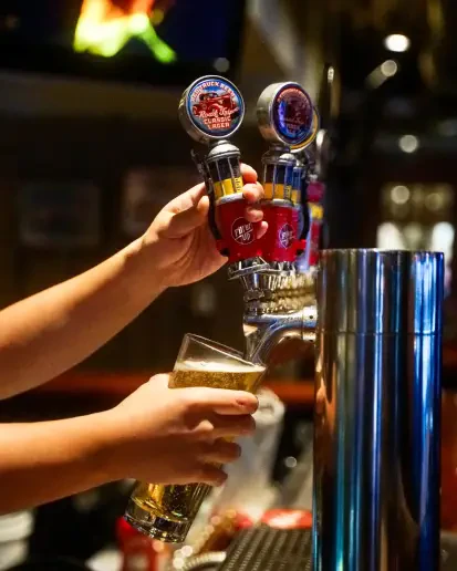 Flying Beaver Bar & Grill