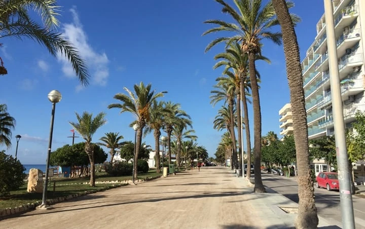 sitges-promenade