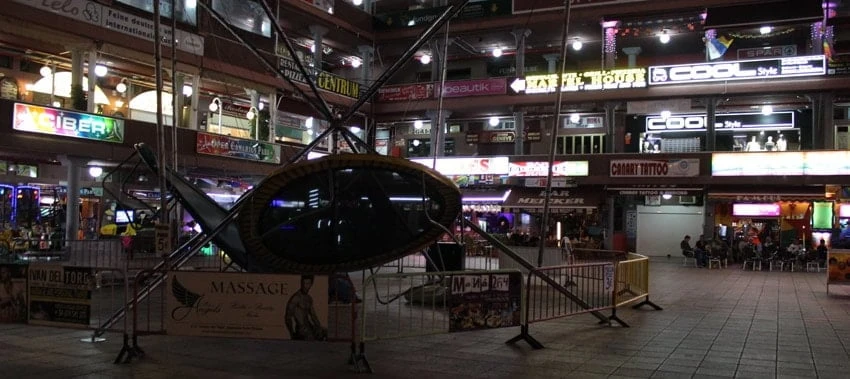 Inside-the-Yumbo-Center-in-Playa-Del-Ingles-Gran-Canaria