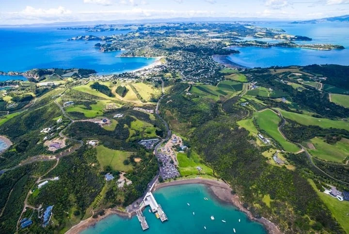 waiheke-island-near-auckland