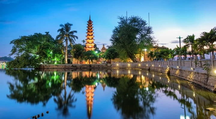 tran-quoc-pagoda-hanoi