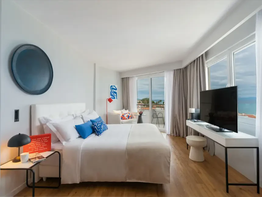 دومز نوروز كاساندرا