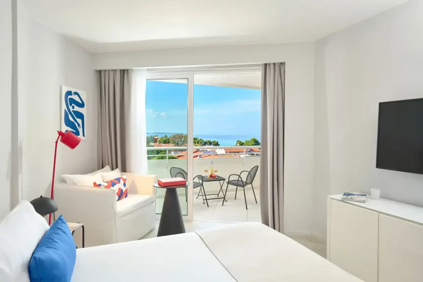 دومز نوروز كاساندرا