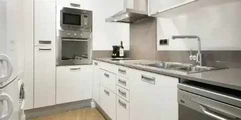 Uma Suites Luxury Midtown